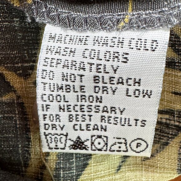 VTG Tommy Bahama Hawaiian Print Short Sleeve Button Camp Shirt in Men's X-Large - Picture 10 of 11